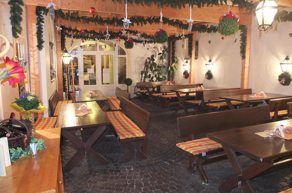 Gasthof Ludl Groß-Enzersdorf 외부 사진